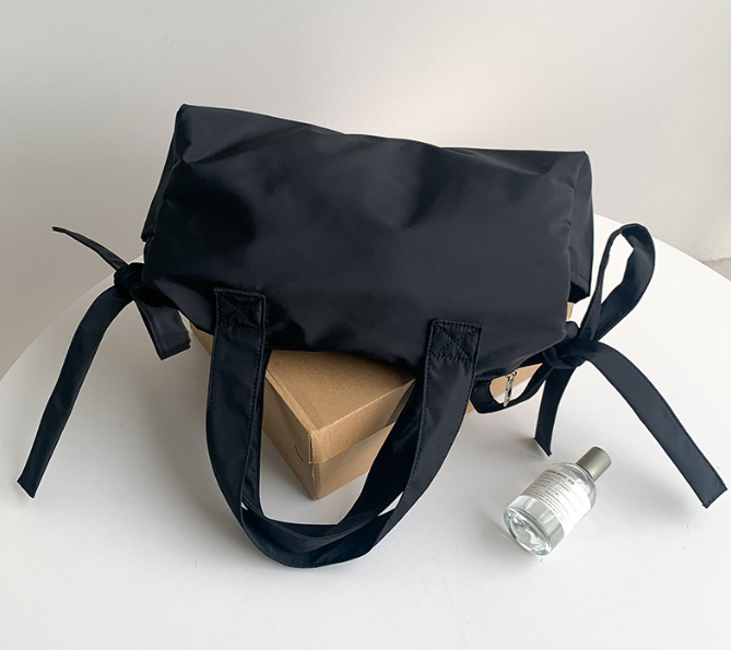 Short Trip Duffle Bag | Lightweight Gym & Travel Bag for Women & Men